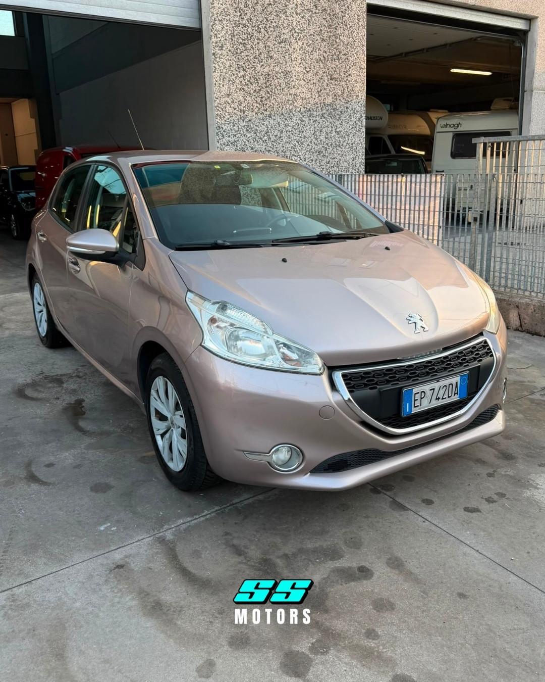 Peugeot 208 1.2 VTi 82 CV 5 porte Allure