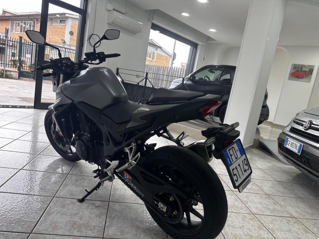 Hornet 750