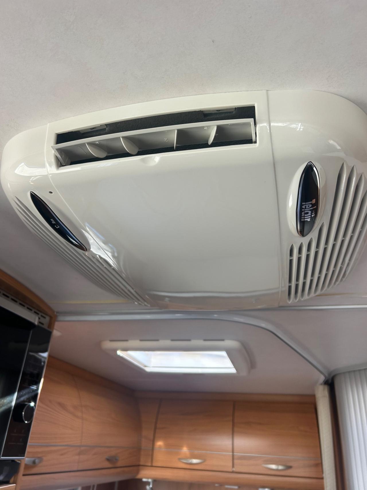 570 BURSTNER Aviano motorhome del 2007 in saldo