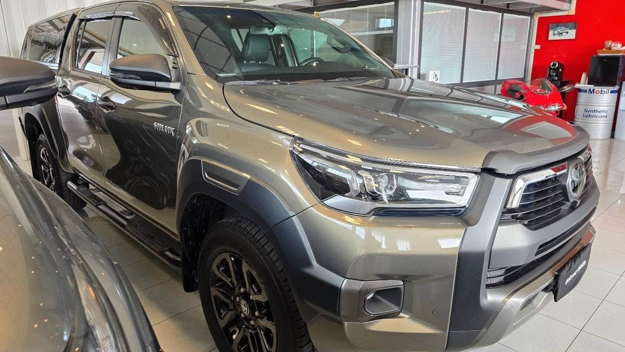 Toyota Hilux 2.8 Invincible ITALIANA GARANZIA TOYOTA!!