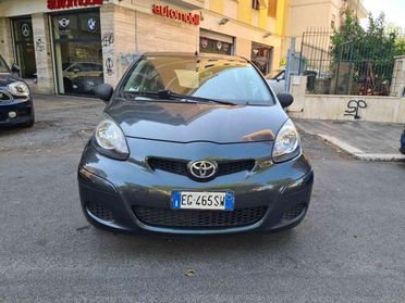 TOYOTA Aygo 1.0 12V VVT-i 5 porte Sol Connect