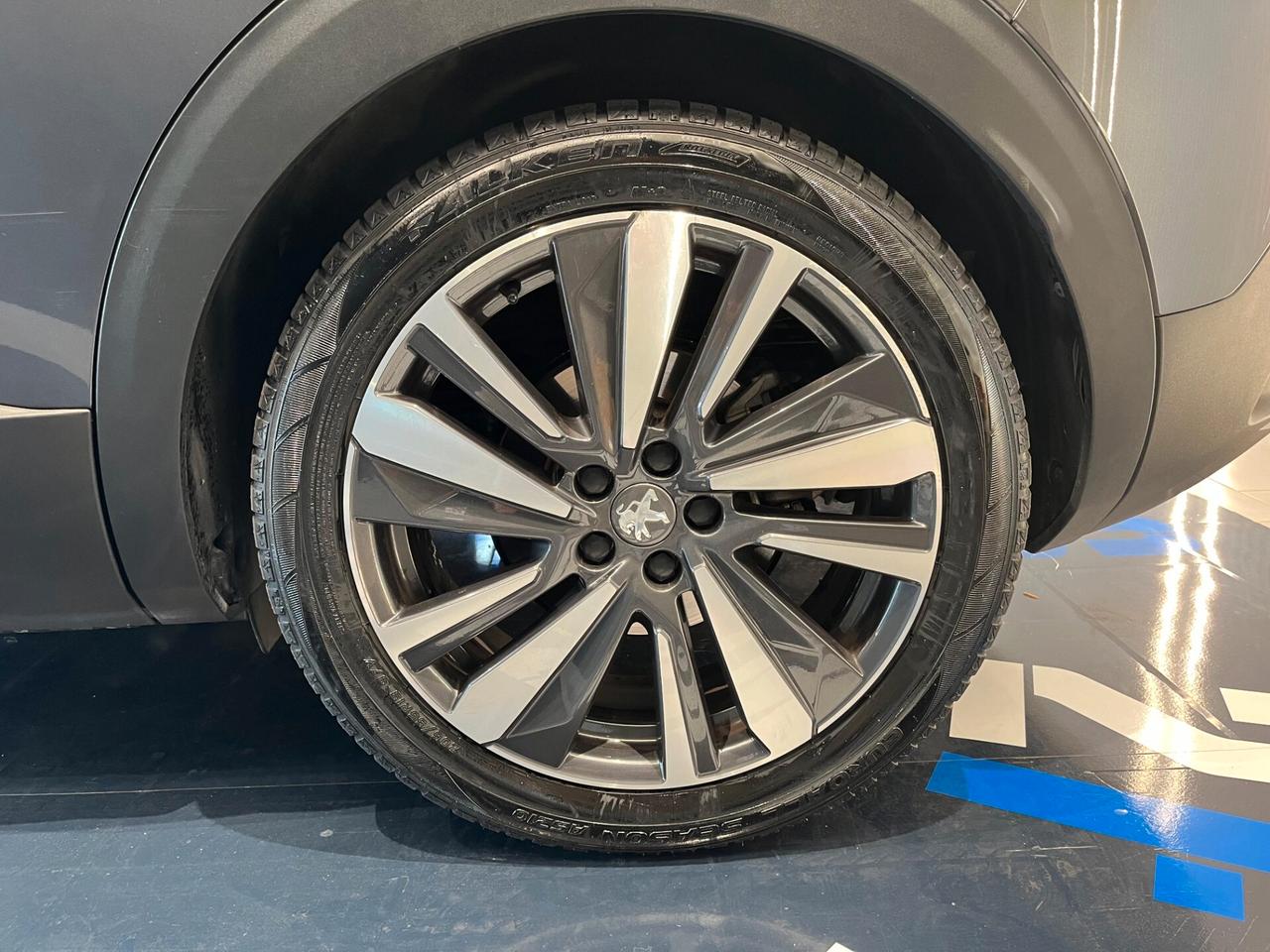 Peugeot 3008 Hybrid4 300 e-EAT8 GT Line