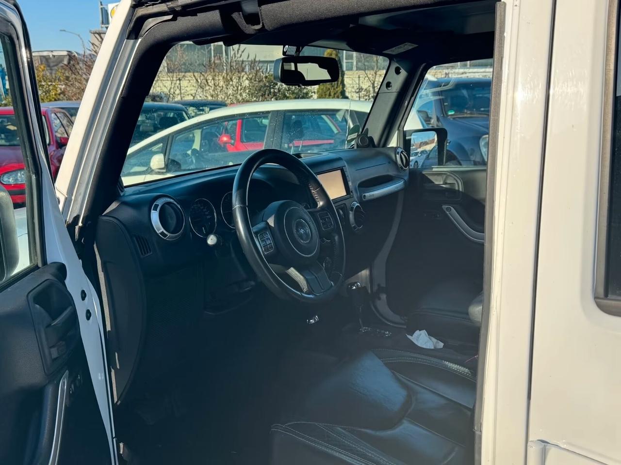 Jeep Wrangler 2.8 CRD DPF Sahara Auto