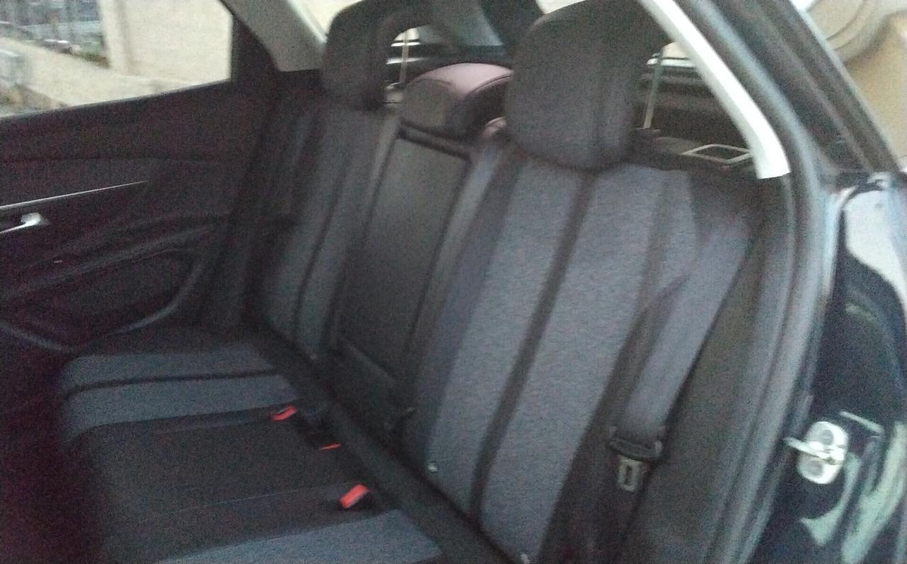 Peugeot 3008 BlueHDi 120 S&S EAT6 Active