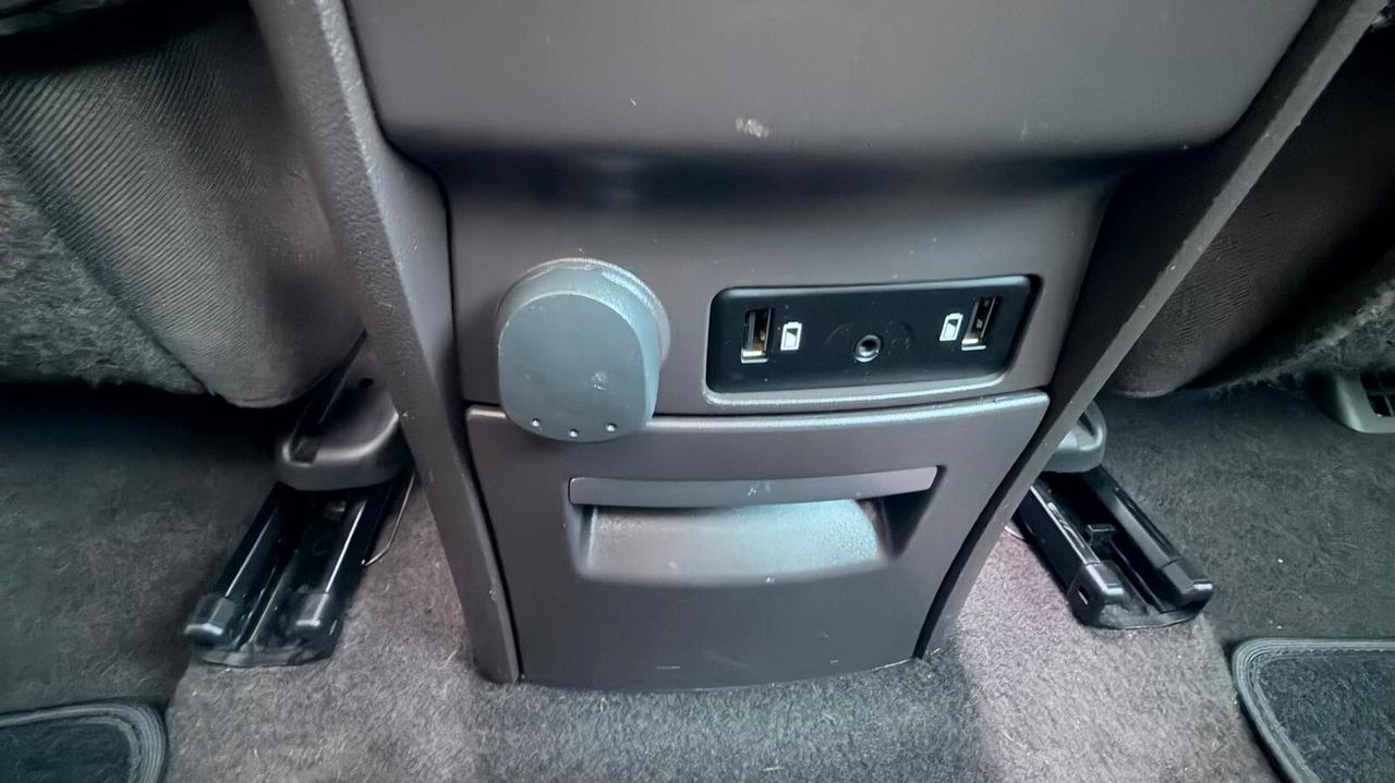 Renault Espace dCi 160CV EDC Energy Initiale Paris 4Control