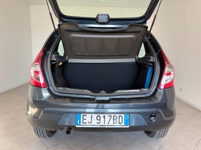 DACIA Sandero 1.2 16V