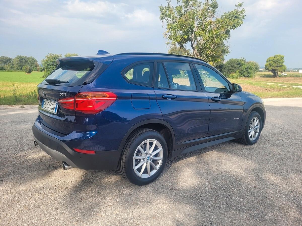 Bmw X1 xDrive20d Business