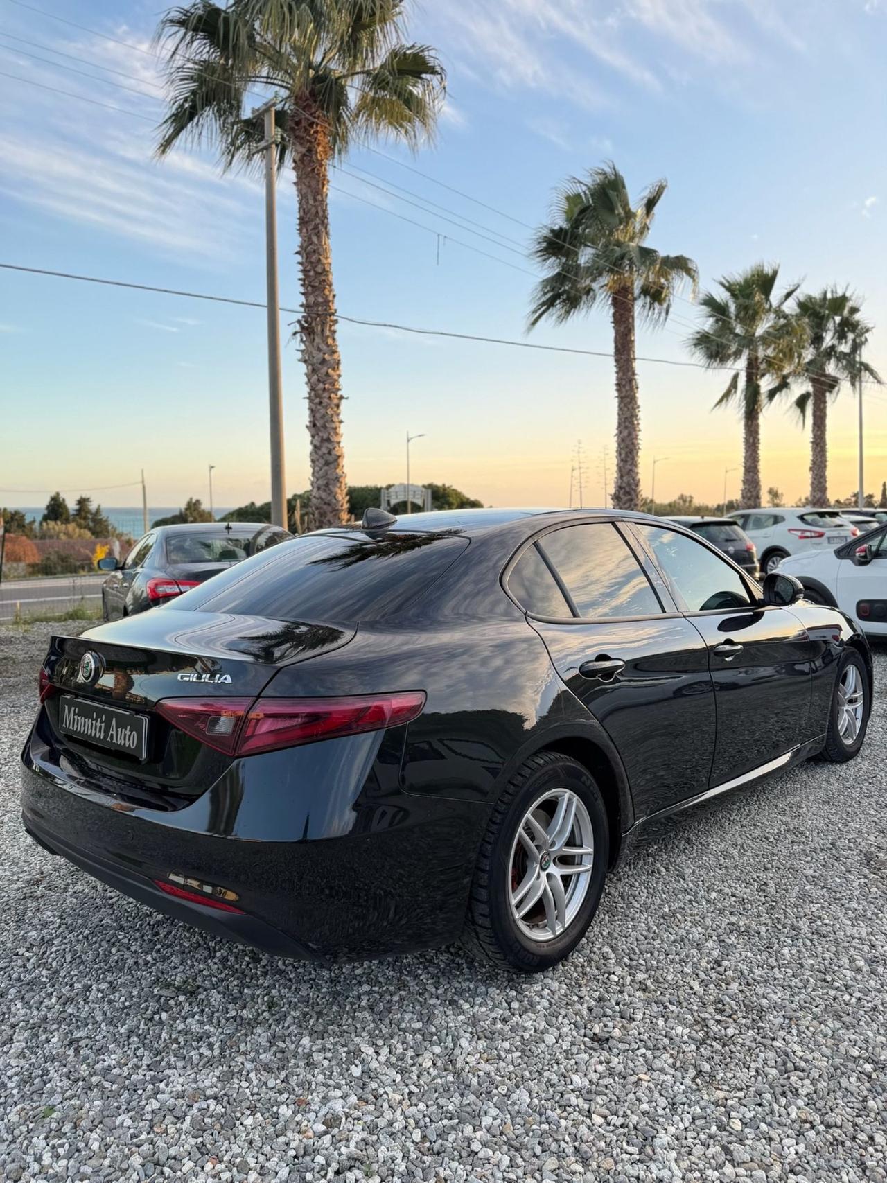 Alfa Romeo Giulia 2.2 Turbodiesel 150 CV Business Launch Edition