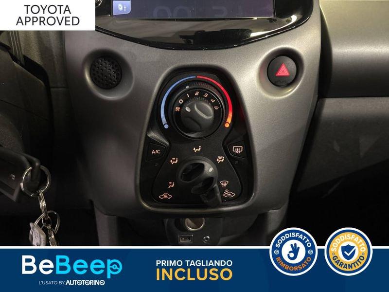 Toyota Aygo 5P 1.0 X-PLAY M-MT 72CV