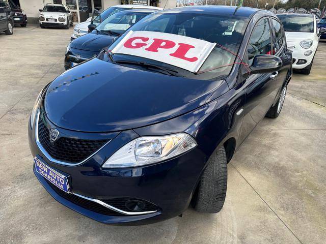 LANCIA Ypsilon 1.2 69 CV 5p.GPL Ecochic Silver