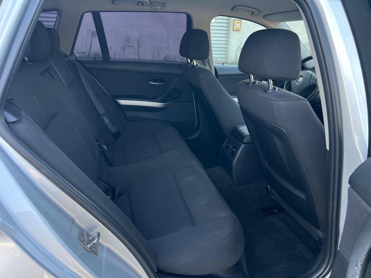 Bmw 318 318d 2.0 143CV cat Touring MSport