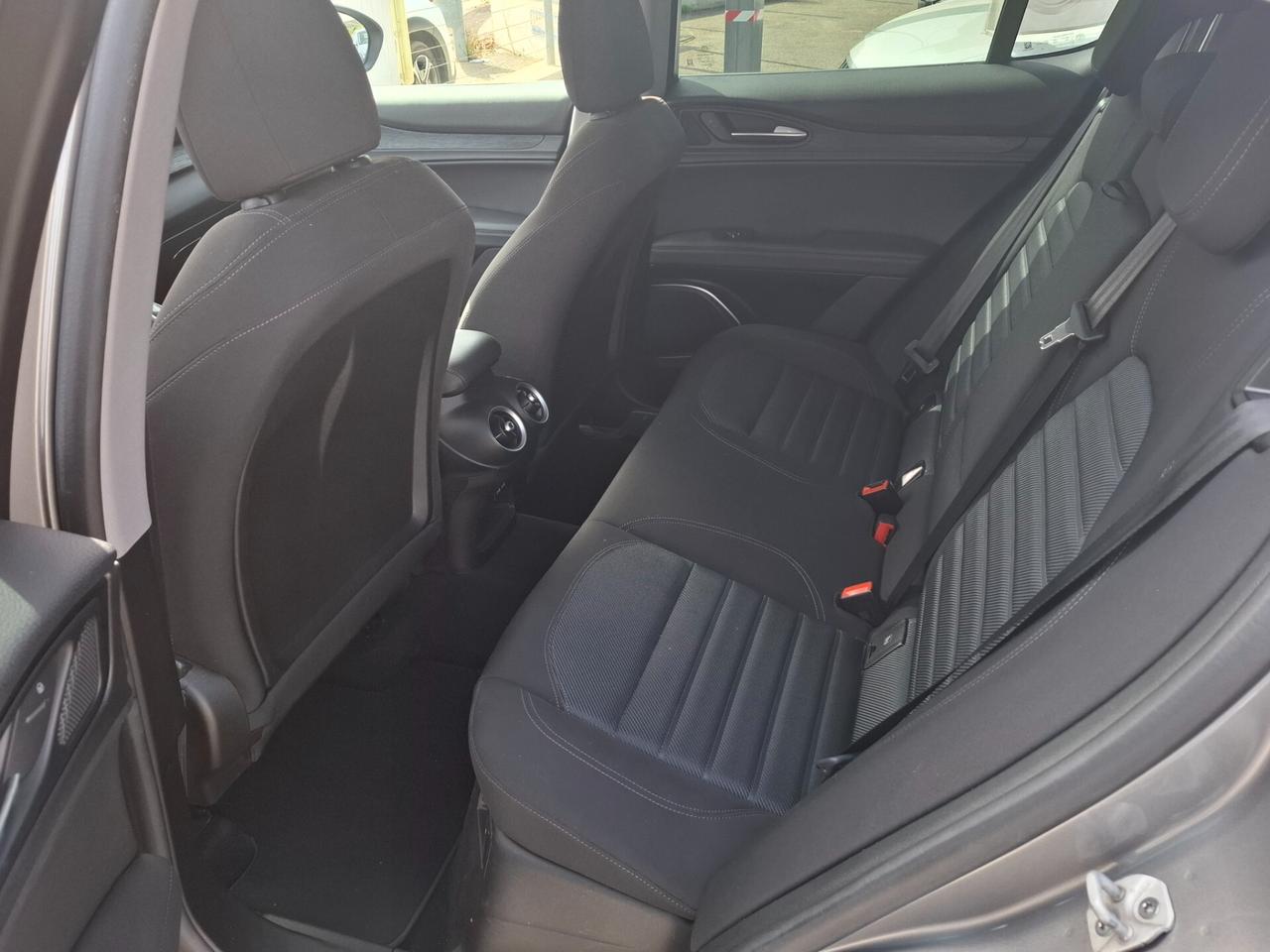 Alfa Romeo Stelvio 2.2 jtdm 160cv Anno 12-2020