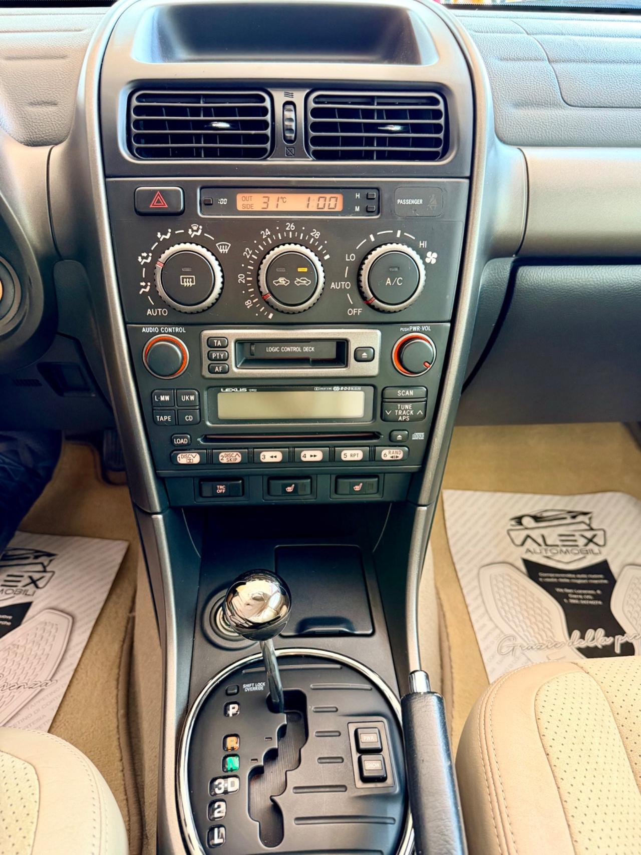 Lexus IS 200 2000 benzina 155cv Autom - 51.000km