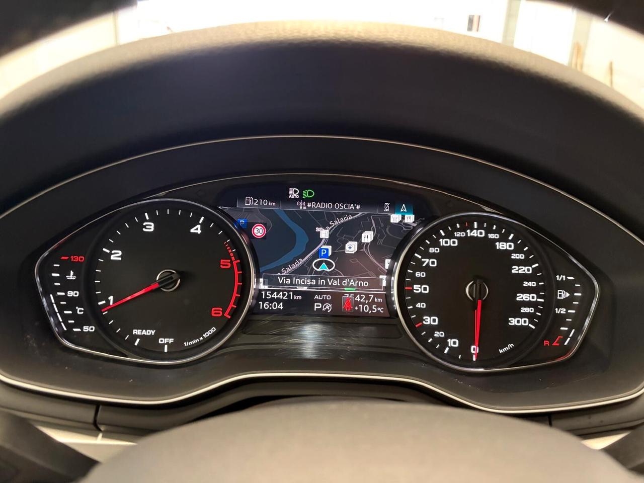 Audi A4 30 TDI/136 CV S tronic line edition