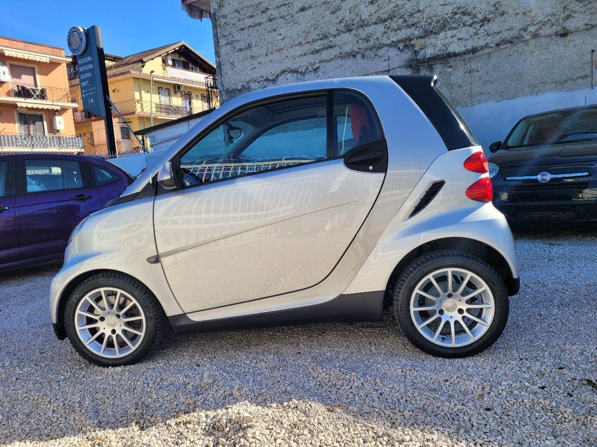 SMART - Fortwo - 1000 52 kW coupé limited one