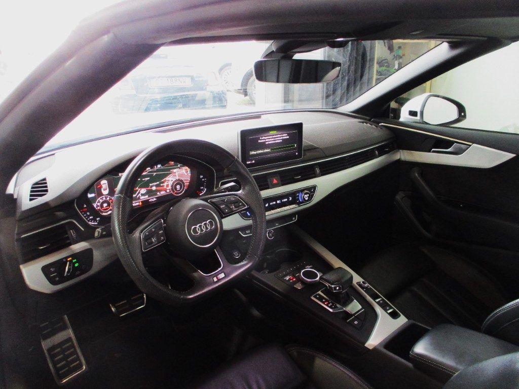 Audi A5 Cabrio 40 TFSI S tronic Sport S-LINE