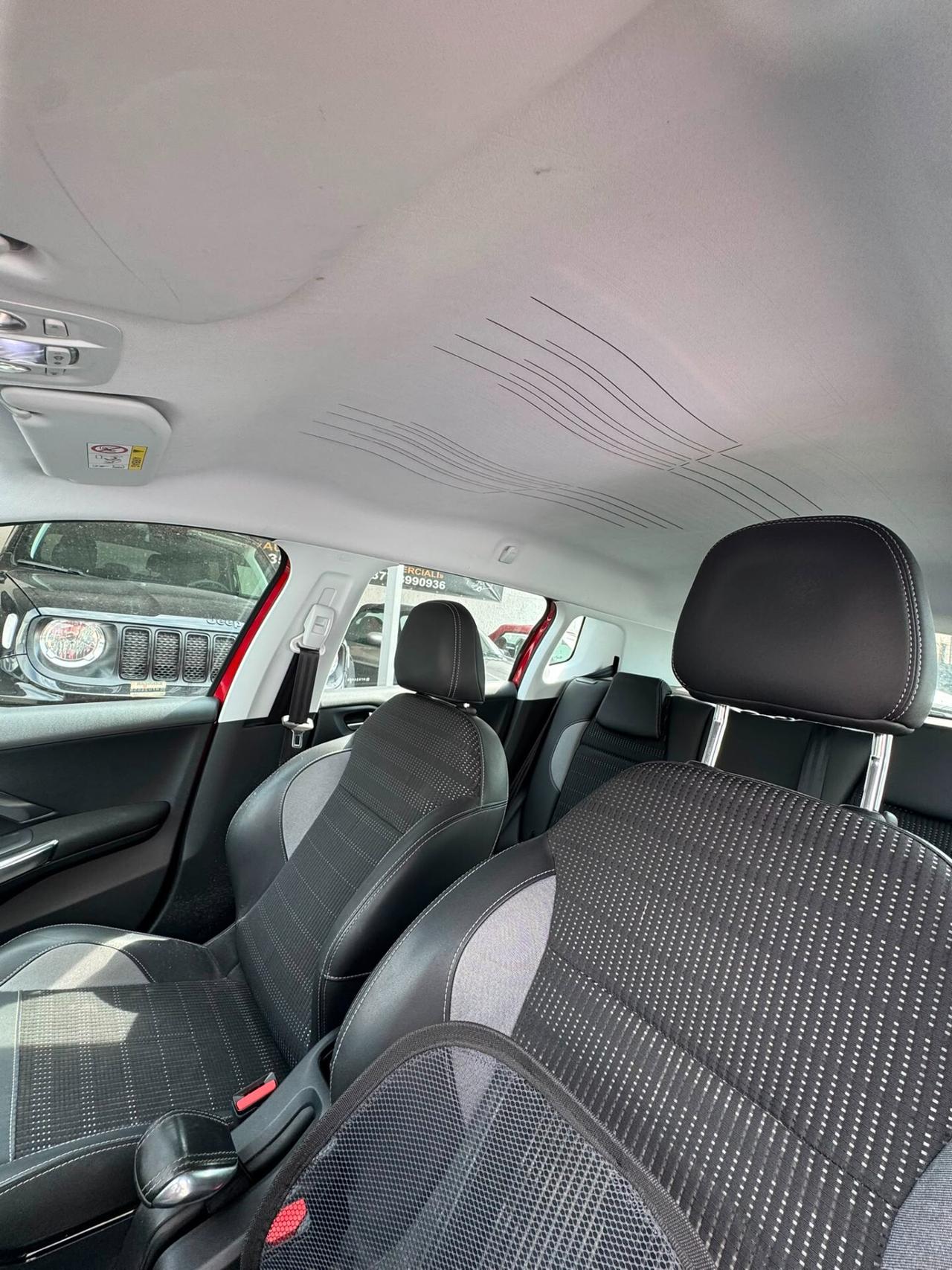Peugeot 2008 BlueHDi 120 S&S Allure