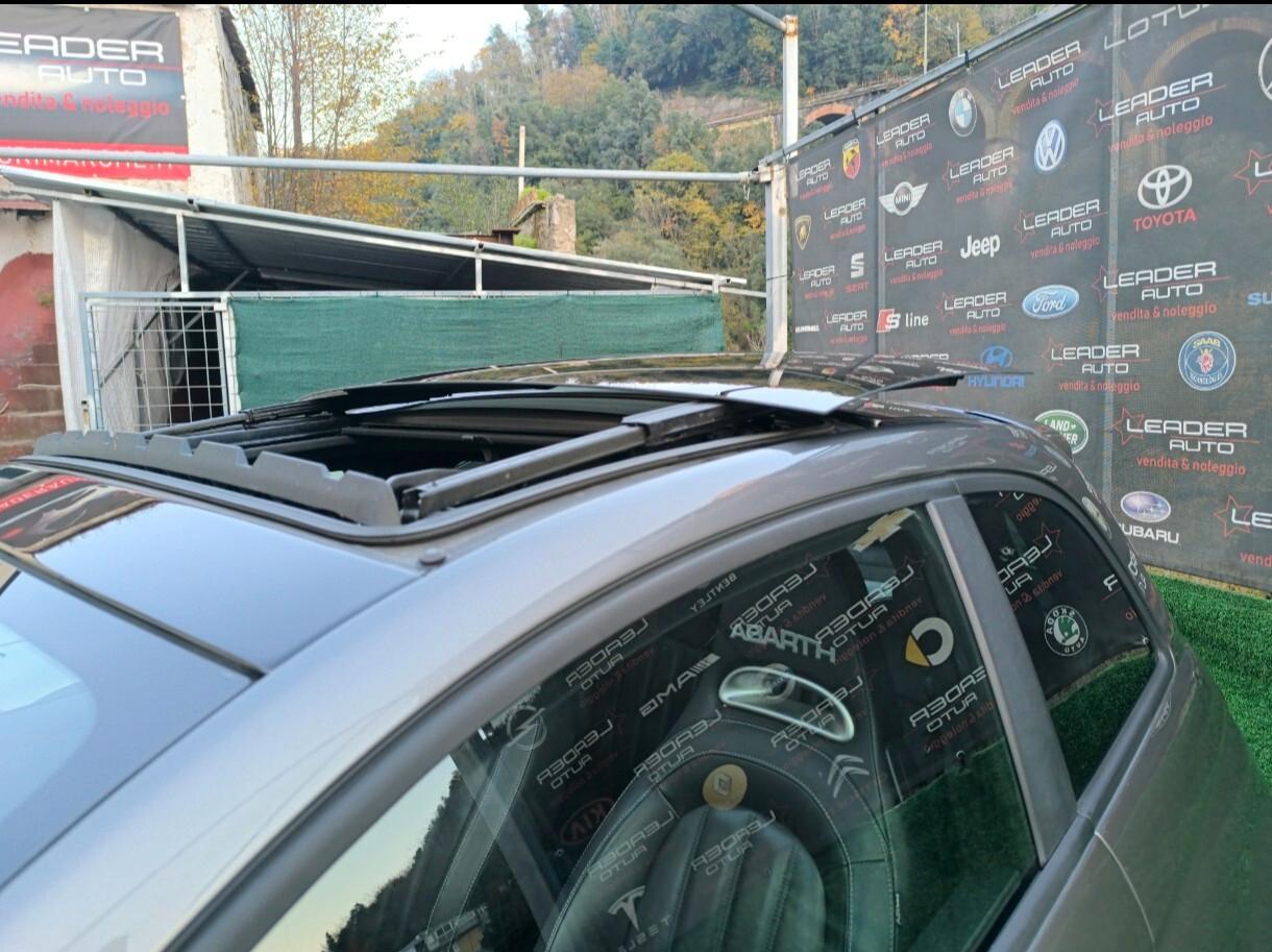 Abarth 595 1.4 T-Jet 165 CV Turismo con Kit EsseEsse