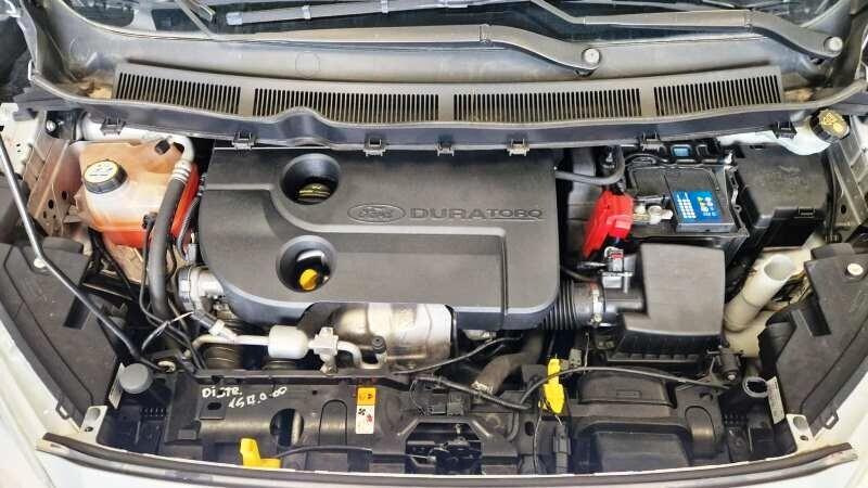 Ford Tourneo Courier 1.6 TDCI 95 CV Plus