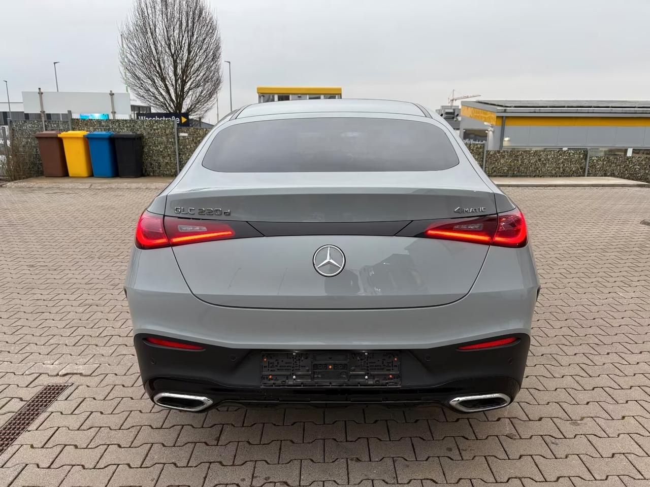 MERCEDES-BENZ*GLC*220d*4MATIC*COUPE*AMG*LINE*ADVANCED*PLUS*BURMESTER*DIGITAL-LIGHT*