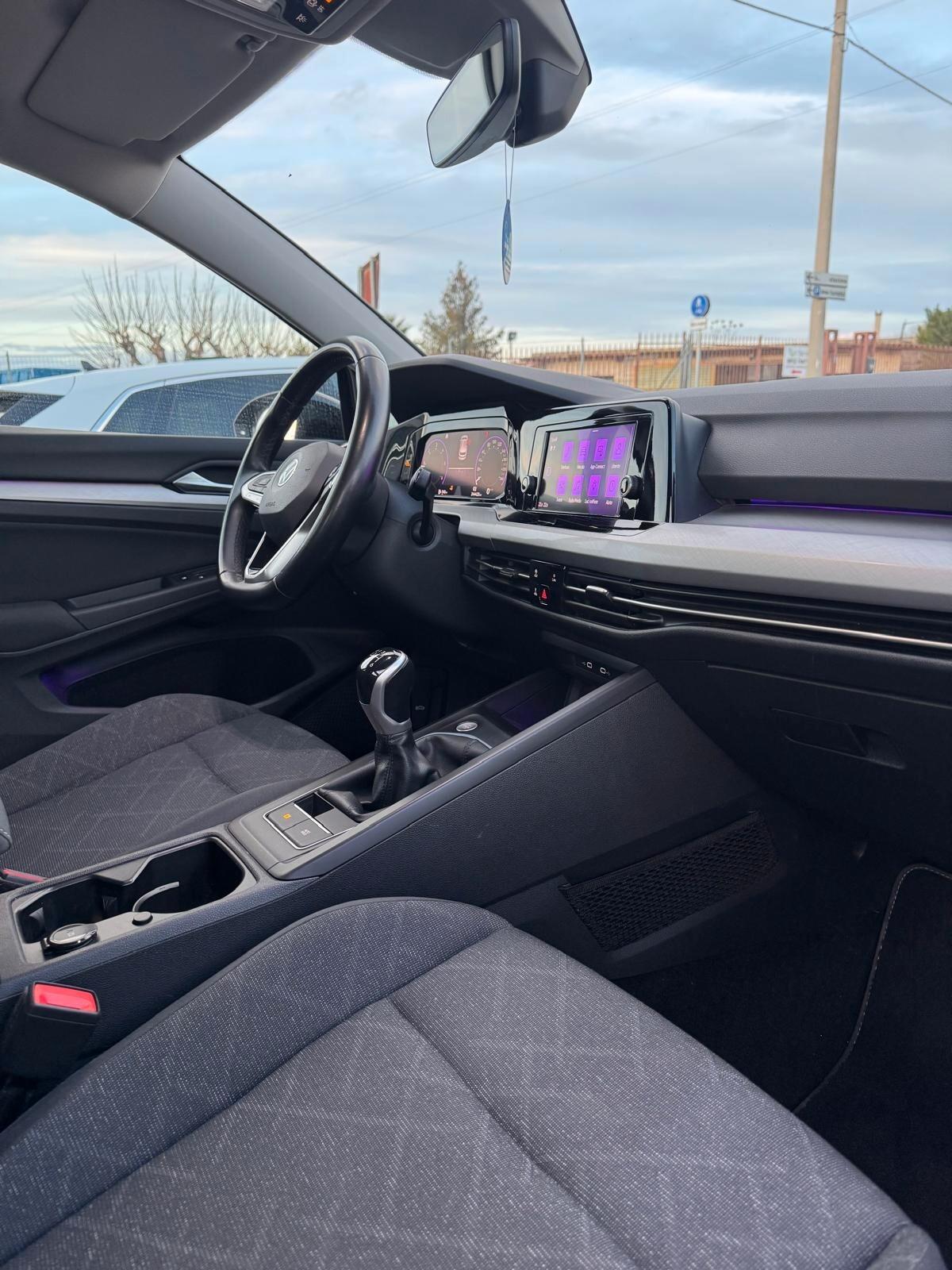 Volkswagen Golf 2.0 TDI SCR Style