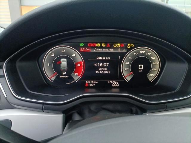 Audi A4 40 TDI quattro S tronic Business Advanced