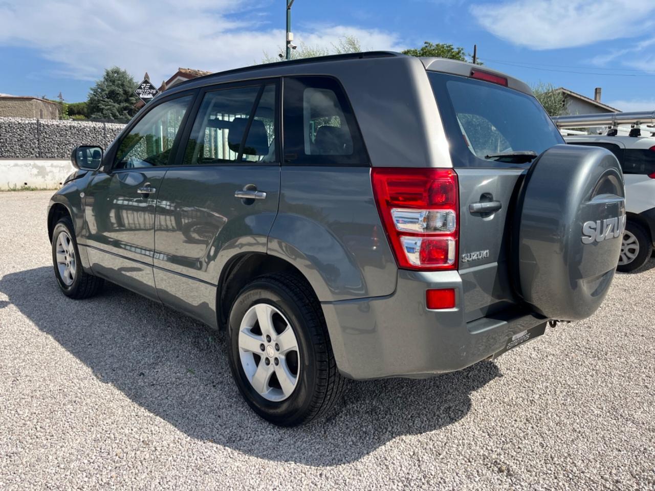 Suzuki Grand Vitara 1.9 DDiS 5 porte Executive perfetta