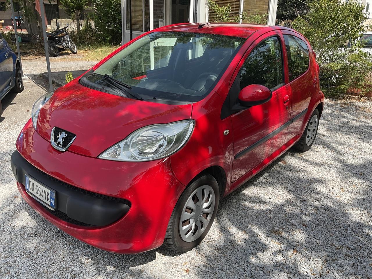 Peugeot 107 1.0 68CV 5p. Plaisir