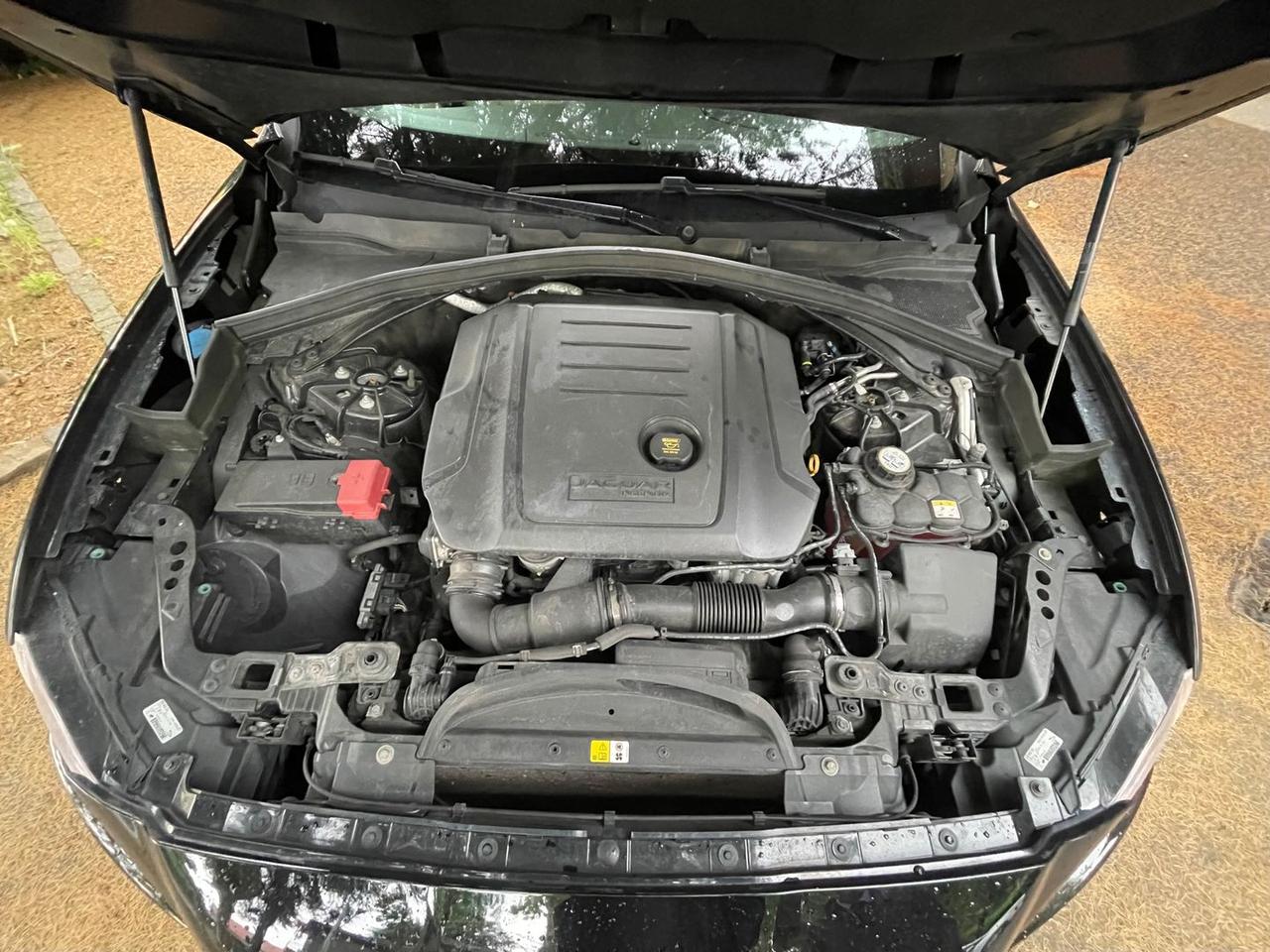 Jaguar F-Pace Prestige 2.0 Turbo