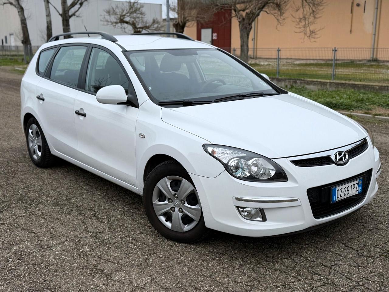 Hyundai i30 SW 1.4 BENZINA GPL