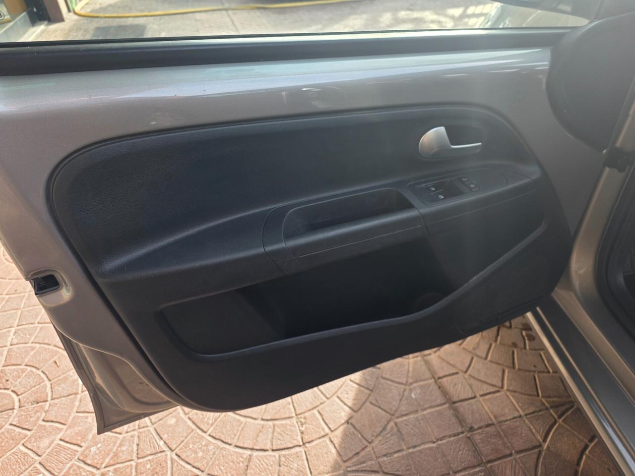Volkswagen up! 1.0 5p. eco high BlueMotion Technology
