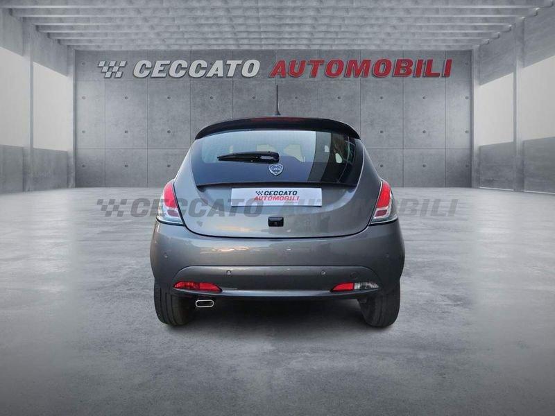 Lancia Ypsilon Ypsilon 1.0 firefly hybrid Platino s&s 70cv