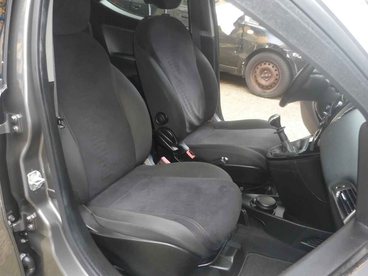 Lancia Ypsilon 1.2 69 CV 5 porte S&S Gold