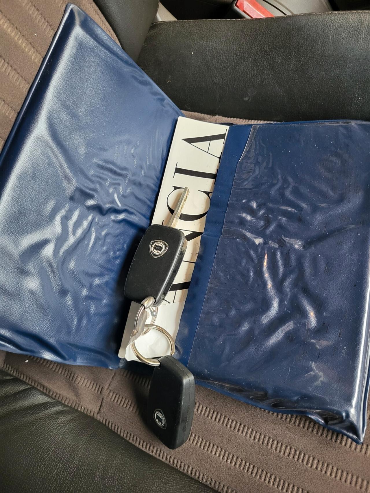 Lancia MUSA 1.4 16V Platino con tetto apribile