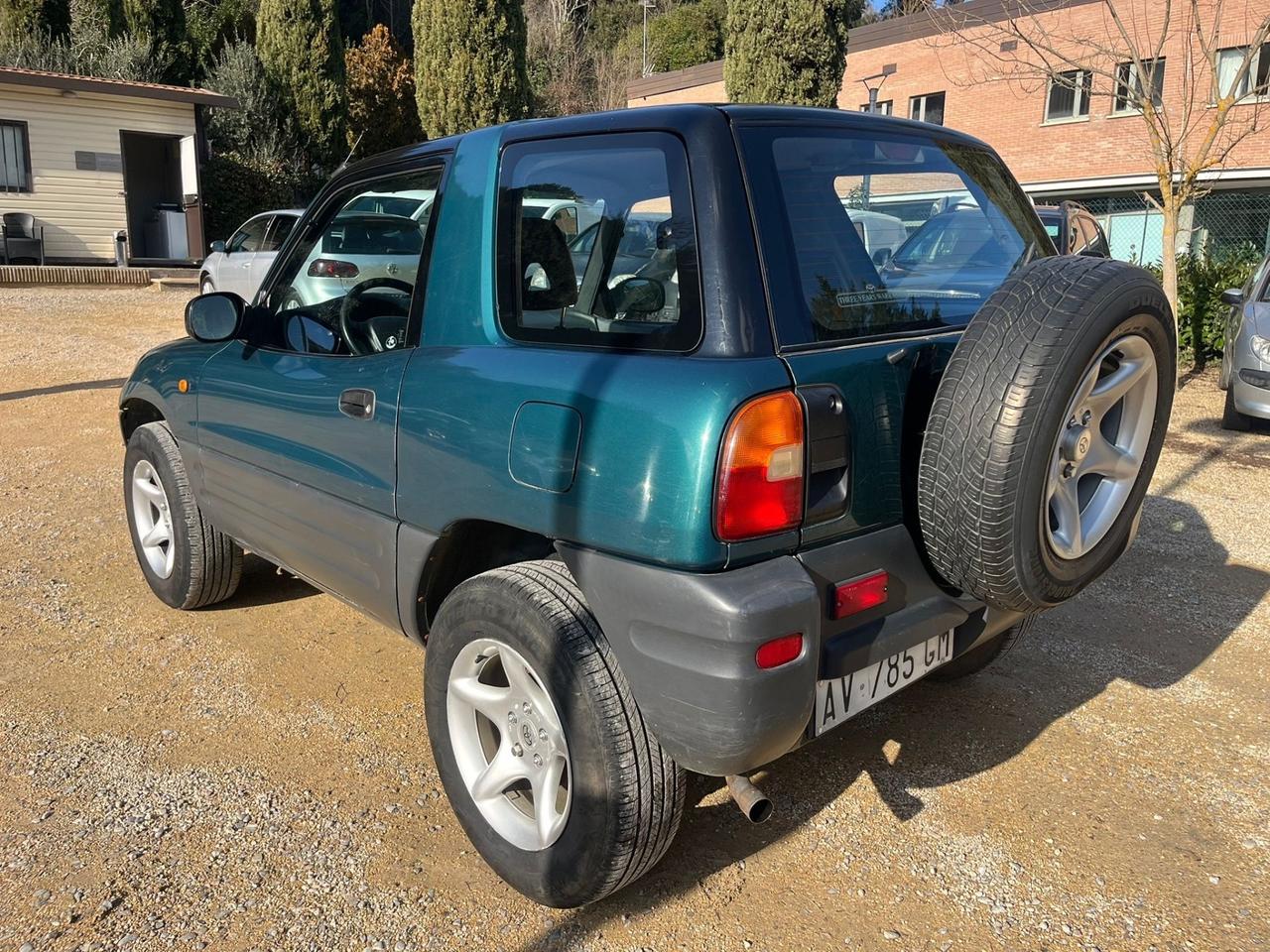 Toyota RAV 4 2.0 Benzina - Suv - 4x4