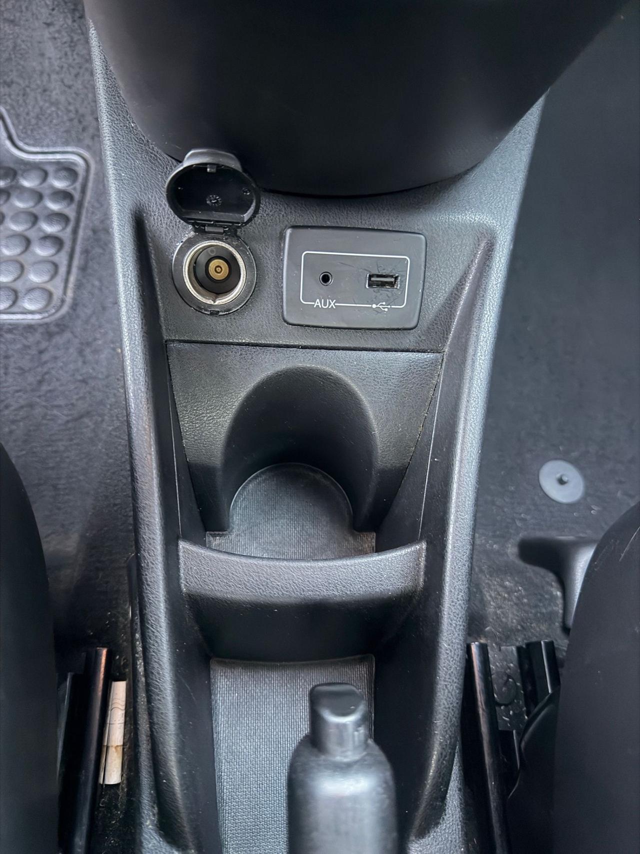 Lancia Ypsilon 1.3 MJT 16V 95 CV 5 porte S&S Silver