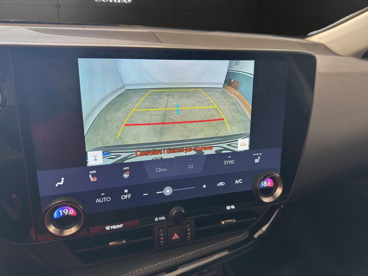 Lexus NX 450h+ 2.5 phev Premium 4wd 309cv e-cvt