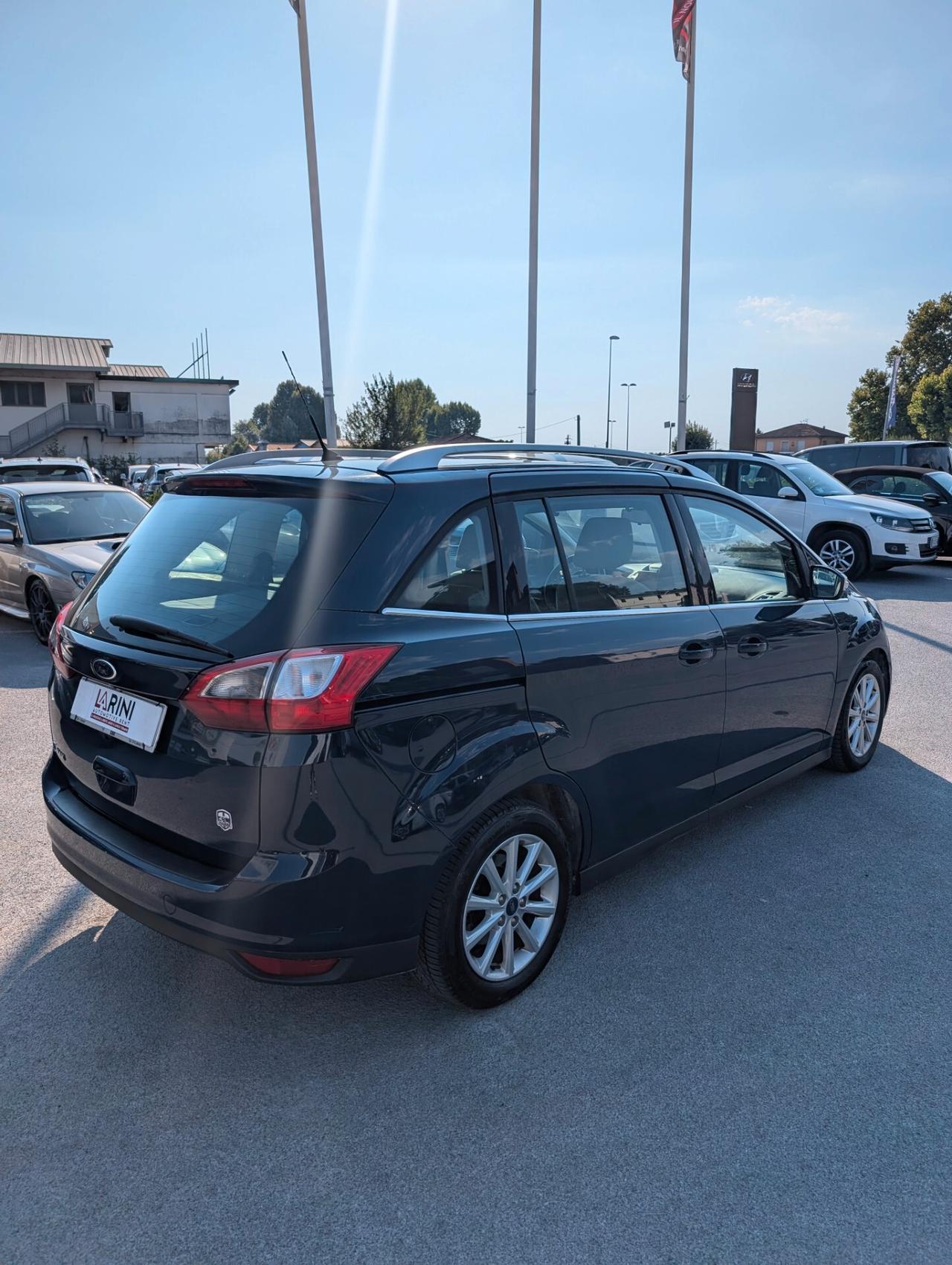 7 POSTI Ford C-Max 1.5 TDCi 120CV Start&Stop Business