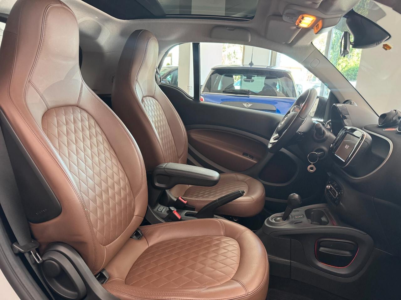 Smart ForTwo SUPERPASSSION 90 CV 0.9 t Superpassion 90cv twinamic-INTERNI PELLE COCOA-FULL OPTIONAL-