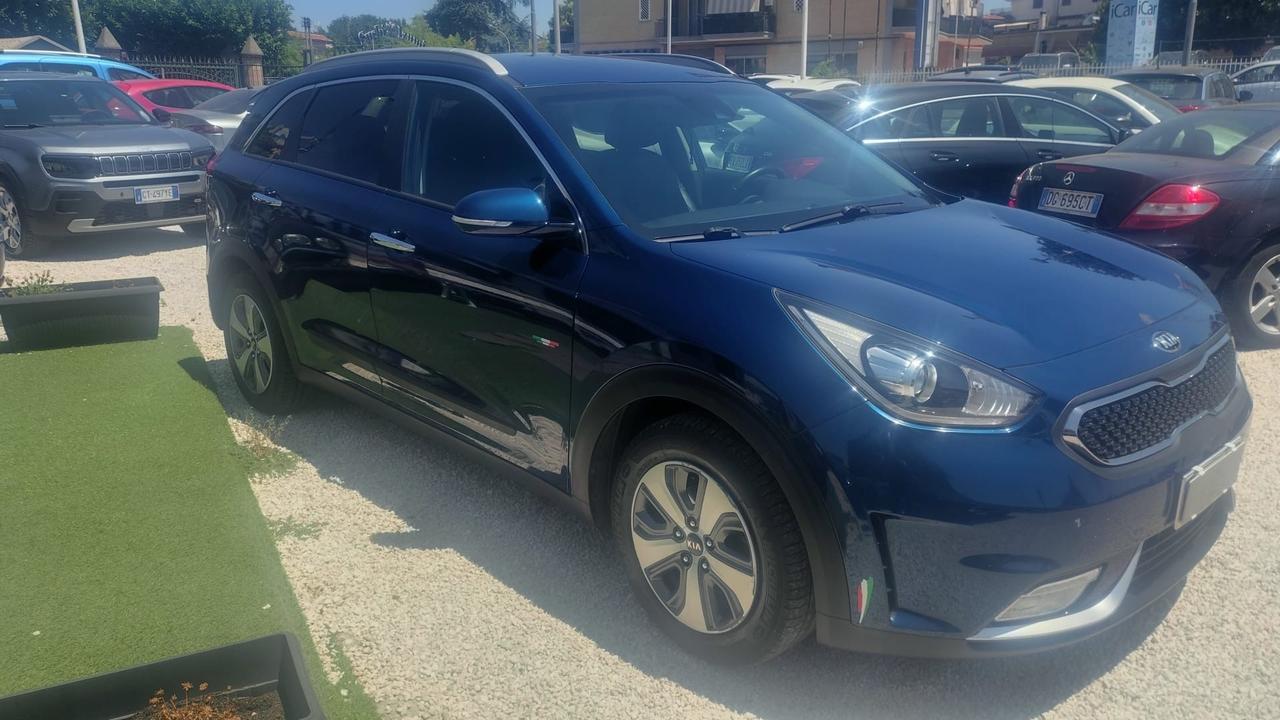 Kia Niro 1.6 GDi DCT HEV Urban