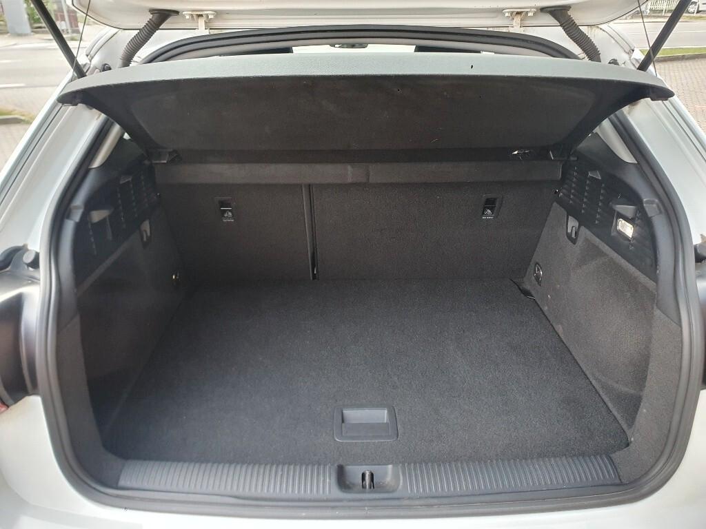 Audi Q2 30 TDI S tronic Business Design