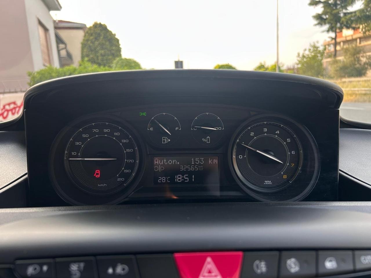 Lancia Ypsilon 1.0 FireFly 5 porte S&S Hybrid Gold