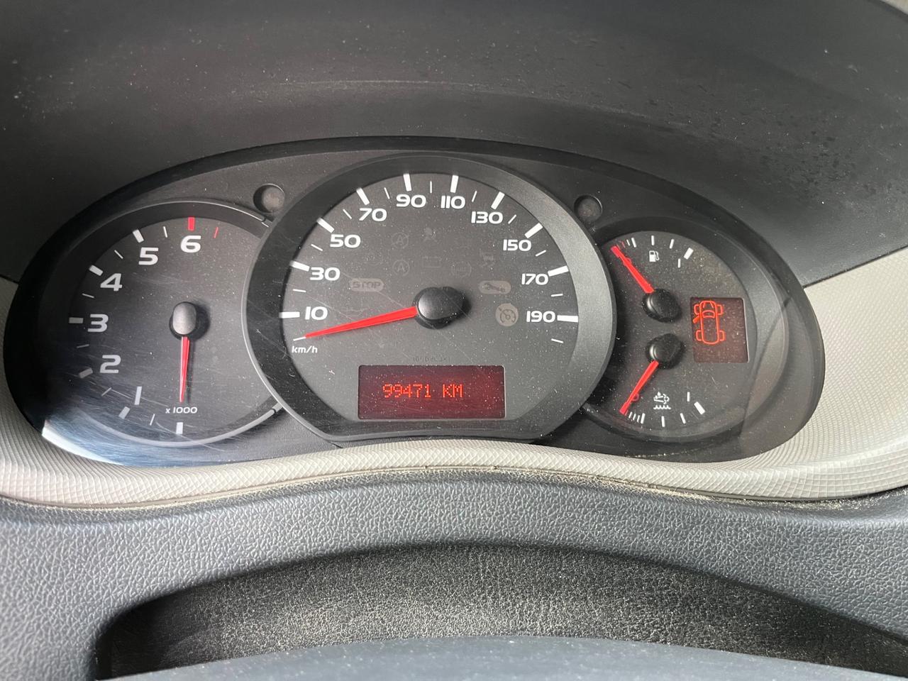 Nissan NV400 33 2.3 dCi PM-TM Furgone