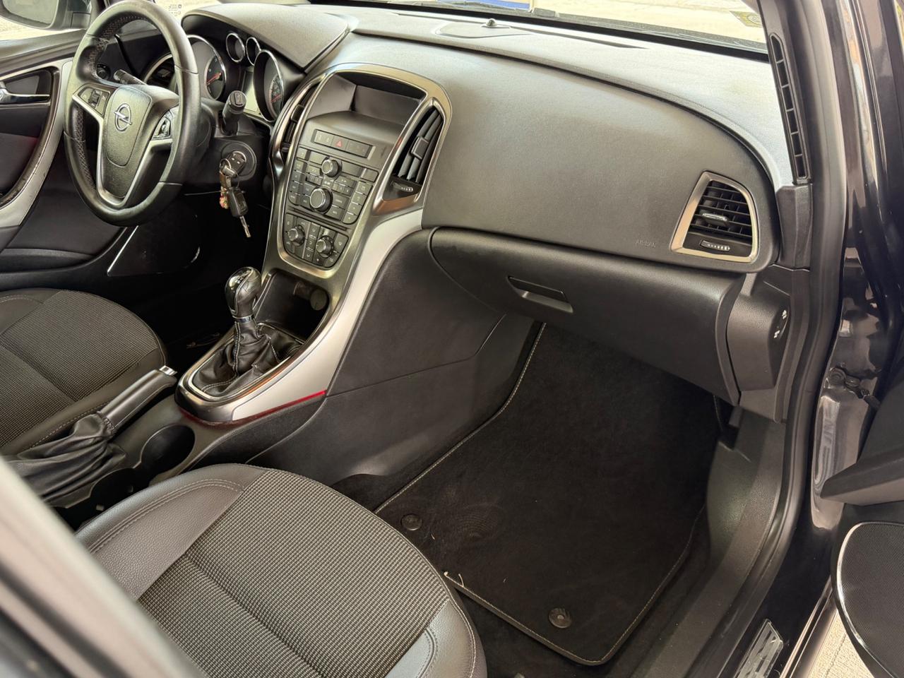Opel Astra 1.7 CDTI 110CV 5 porte Cosmo