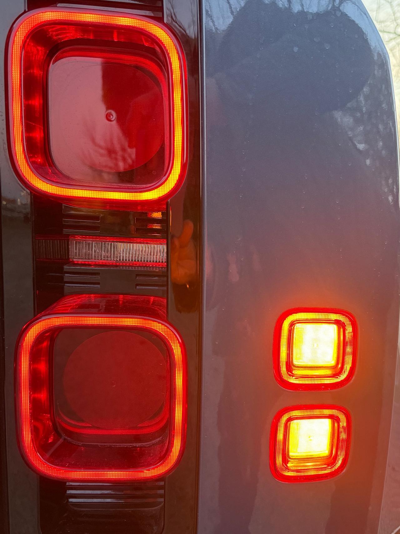 SUBENTRO LEASING -Land Rover Defender 300 CV -