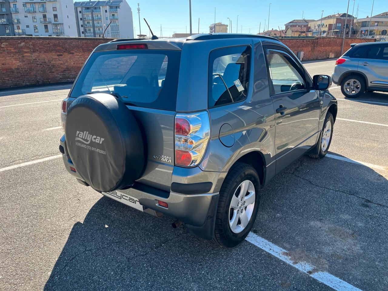 Suzuki Grand Vitara 1.6 *4X4 *BENZINA *POCHI KM