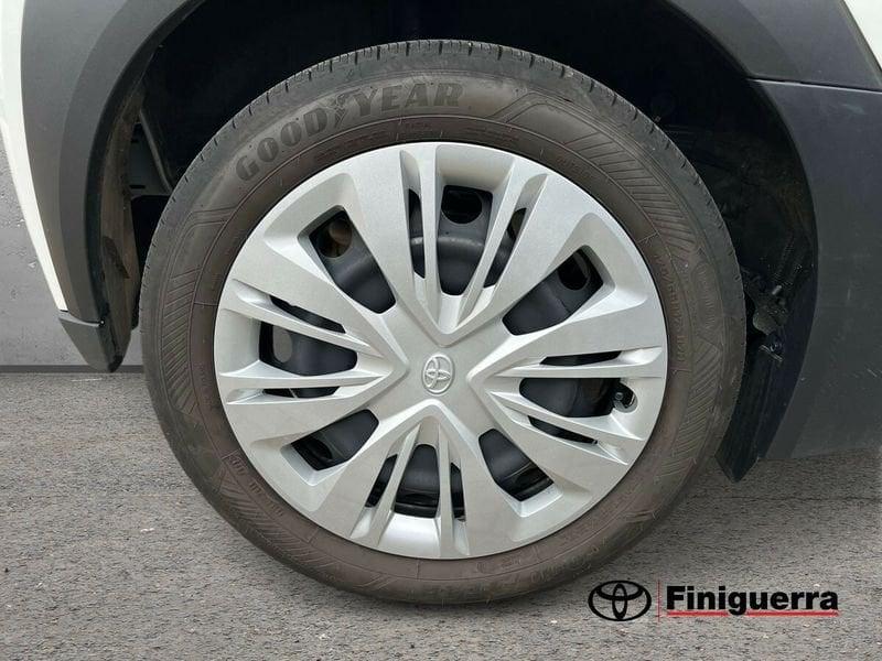 Toyota Aygo X 1.0B (72 CV) Active S-CVT