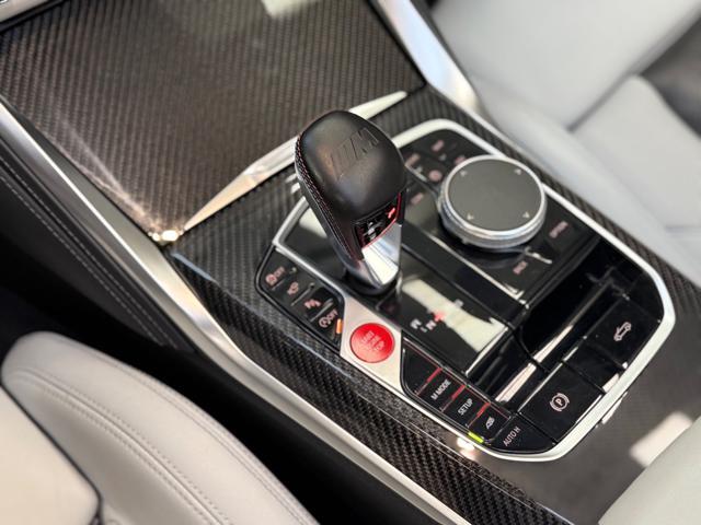 BMW M4 Competition M xDrive Cabrio Carbon Pack