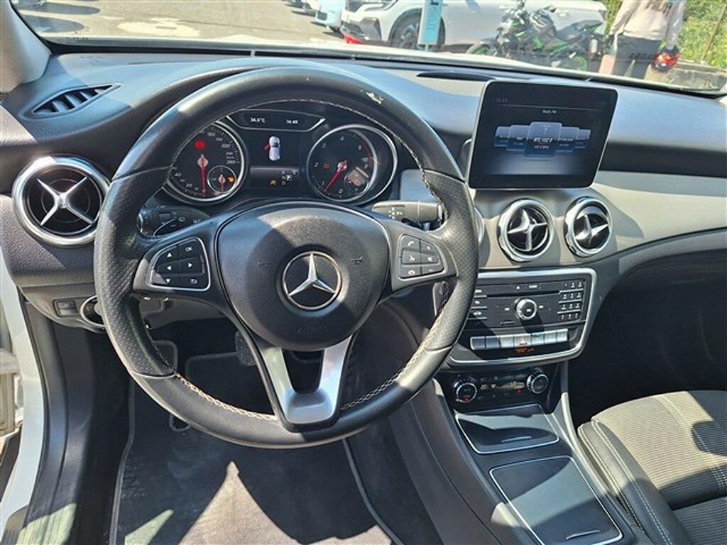Mercedes GLA 200 200 D Premium 4Matic 7G-DCT