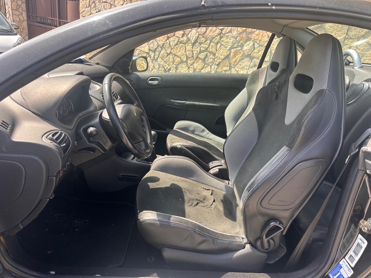 Peugeot 206cc 1.6 16V 3p. Cabrio RC LINE